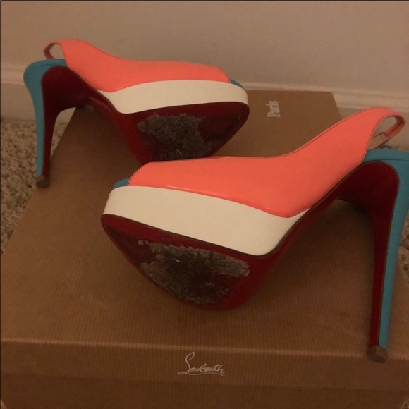 Christian Louboutin Peeptoe Sling size 37 *offers accepted* - Picture 5 of 5
